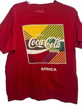 Coca-Cola Africa Graphic T-Shirt Men's Large Red Short Sleeve Coke Tee
